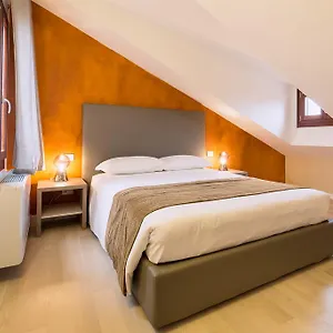 Charming Palace Corte Del Teatro Wenecja